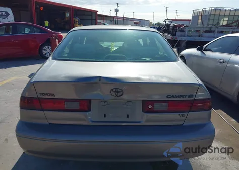 1997 Toyota Camry Le V6 from USA, damaged, VIN 4T1BF22KXVU002089